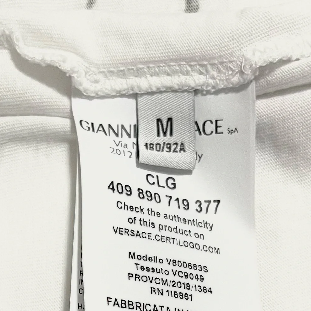 Versace - Picture 7 of 7